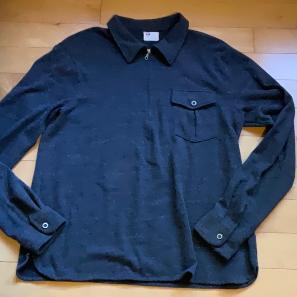 Soft quarter zip heather gray shirt